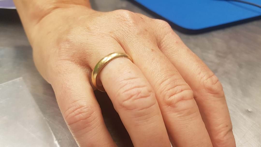 Article heading image for Police say they need to find the owner of this gold ring!