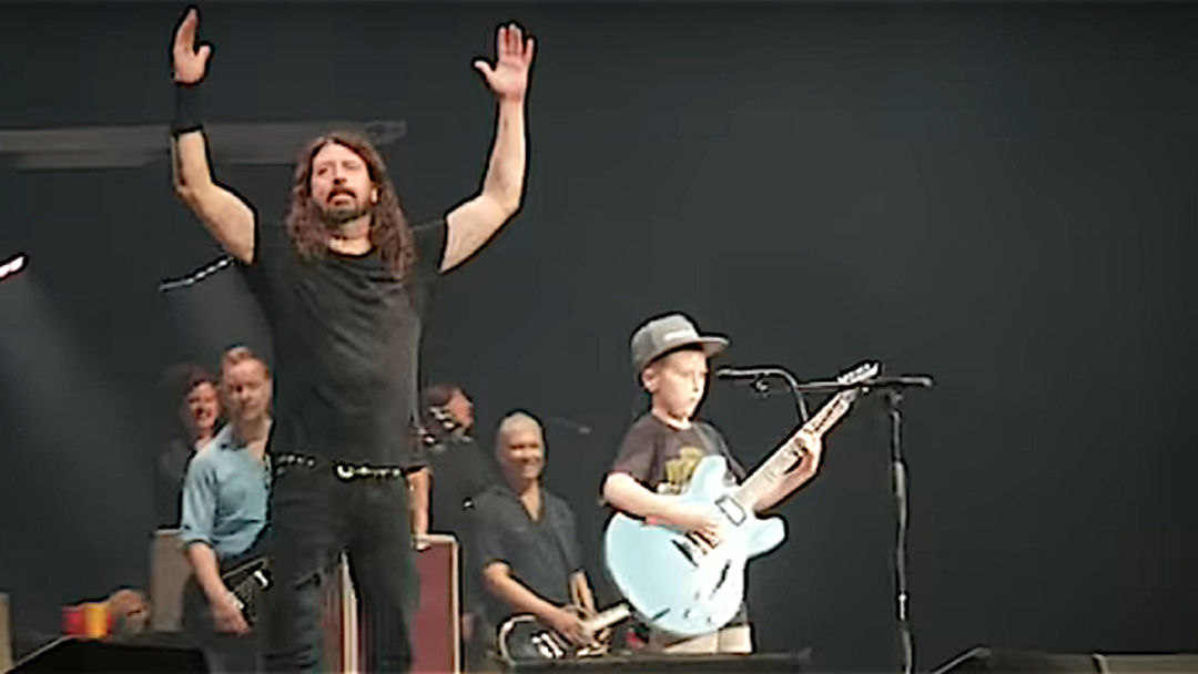 Article heading image for Foo Fighters Have Covered Metallica - With The Help of a 10-Year-Old Fan