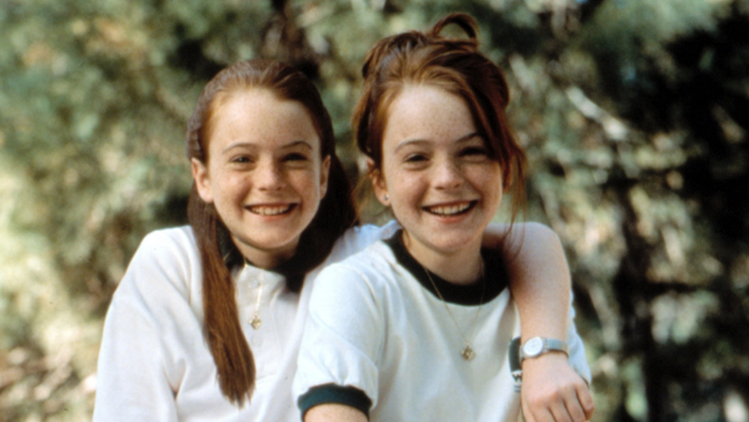 Article heading image for We Were Today Years Old Finding Out That Lindsay Lohan's Fam Cameoed In The Parent Trap!