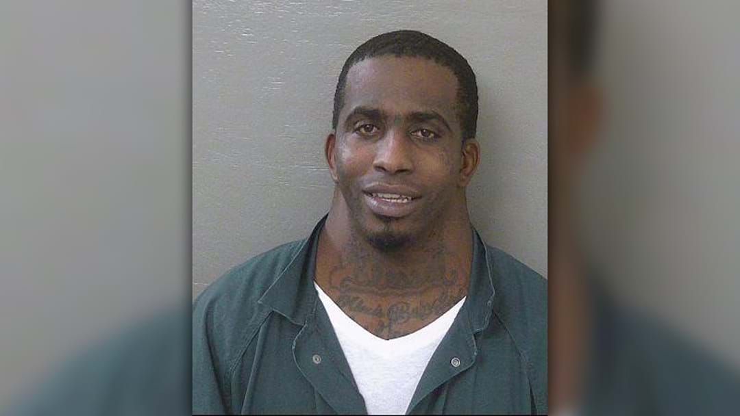 Article heading image for One American Bloke's Mug Shot Has Gone Viral Because Man, Look At That Neck