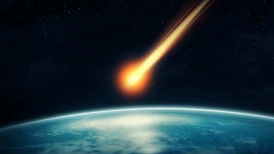 Meteor Shoots Across Hunter's Sky Hit Network